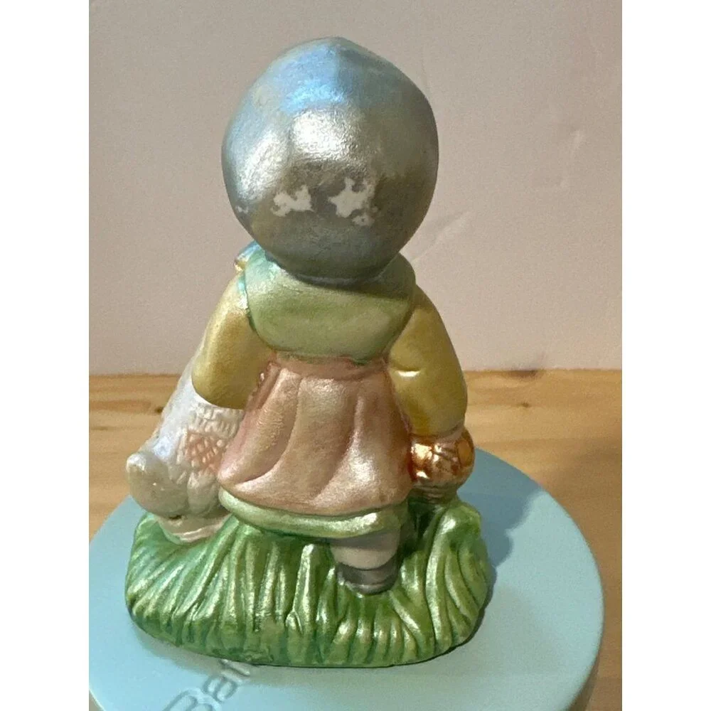 Vtg Kitsch Country Girl Porcelain Figurine Goose Baby Chick Cottagecore Folksy - Picture 3 of 7